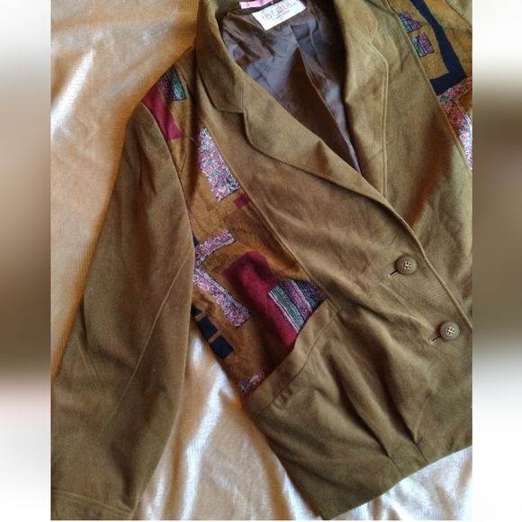 Vintage velvet jacket - Picture 3 of 10